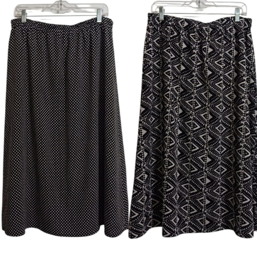 Reversible skirt sz L polka dot geometric shapes modest minimalist